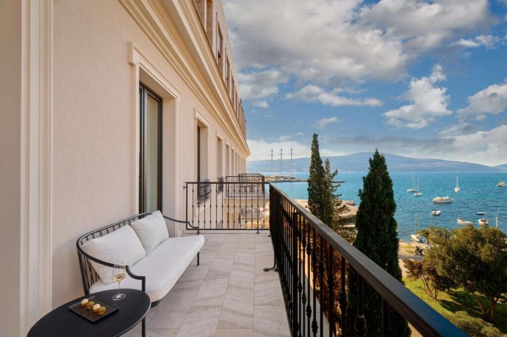case study porto palace Montenegro pms hospitality